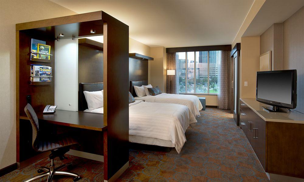 Springhill Suites By Marriott Denver Downtown Экстерьер фото